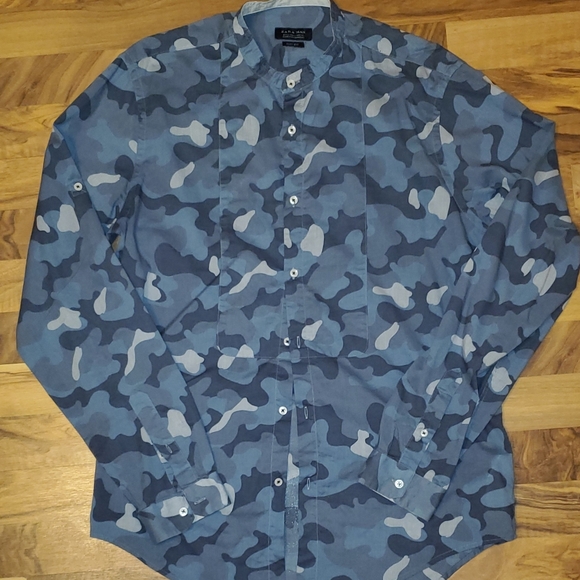 Zara Other - Zara Camouflage Button Down